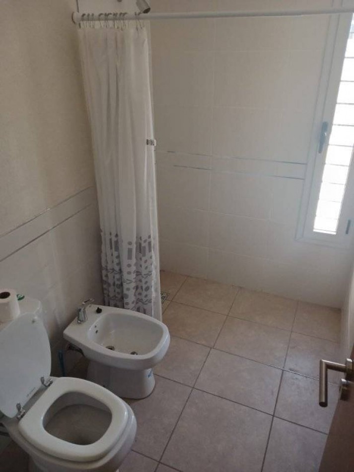 CASA TOTALMENTE AMOBLADA 