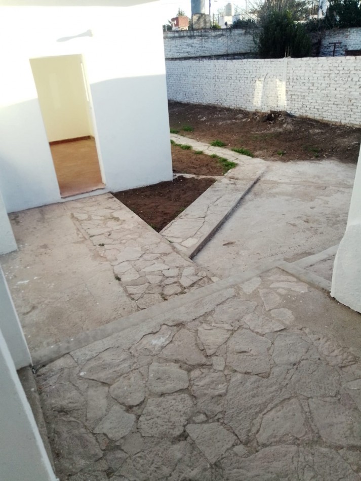 Casa en venta, Cosquin barrio los Carolinos