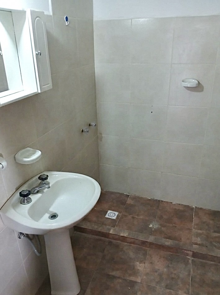 Venta Casa -2 dormitorios- Cosquin